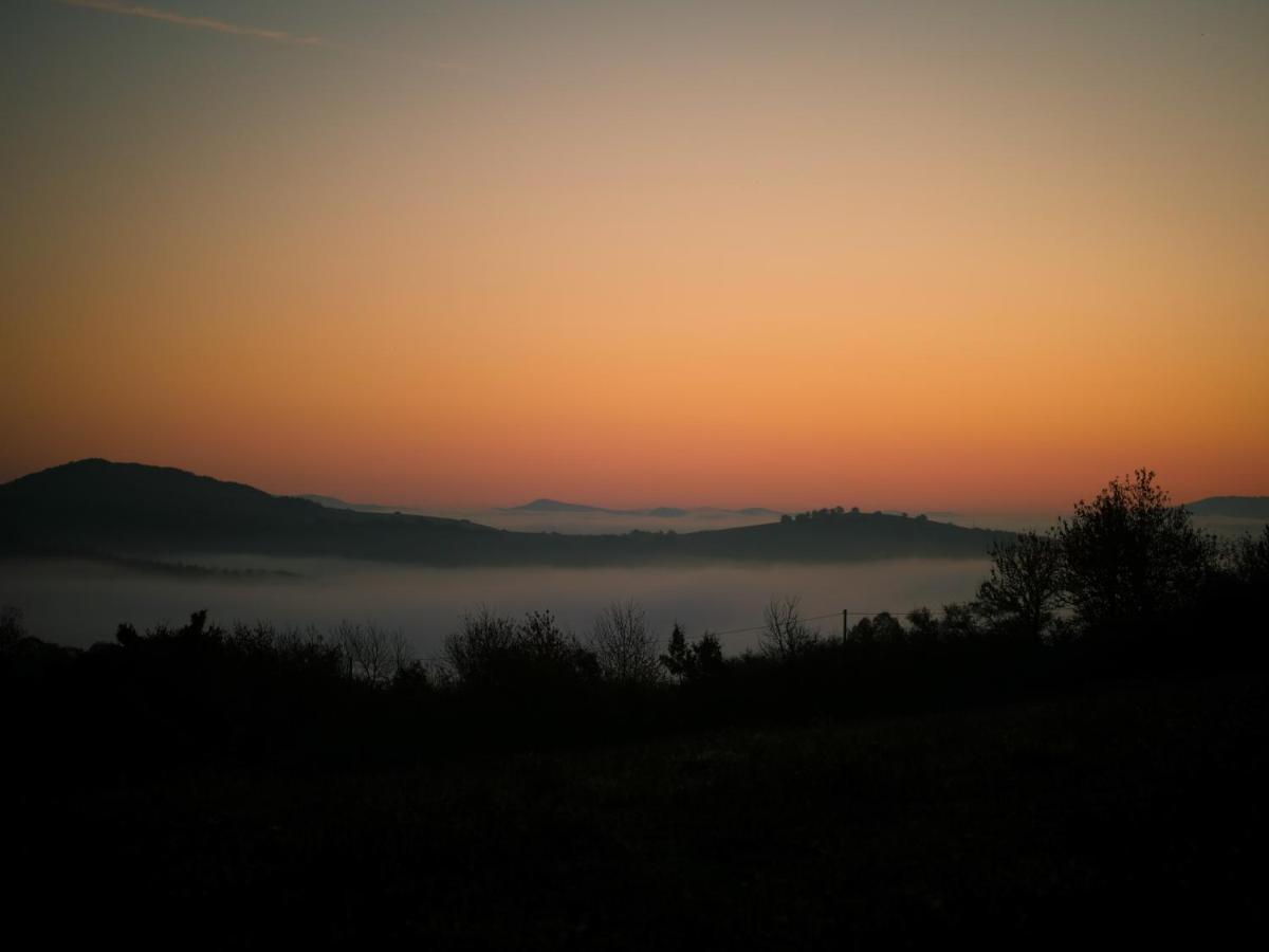 Selanka Off Road Hill View Hotel Moravske Lieskove ภายนอก รูปภาพ