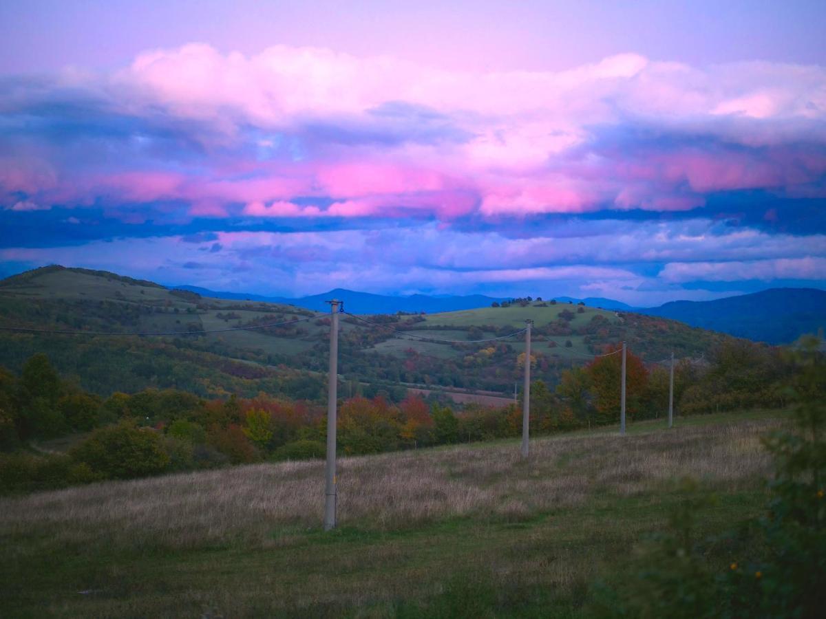 Selanka Off Road Hill View Hotel Moravske Lieskove ภายนอก รูปภาพ